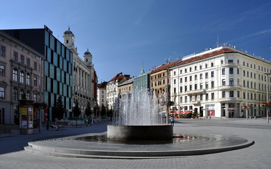 Práva a povinnosti pronajímatele bytu v roce 2026: Kompletní přehled pro majitele